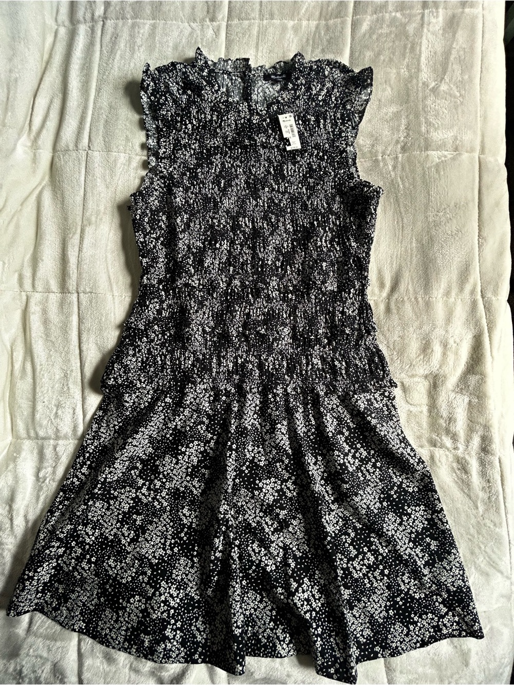 NWT Madewell Black and White Floral Smocked Sleeveless Dress